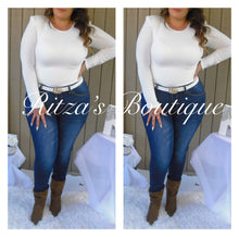 Load image into Gallery viewer, SNOW PADDED LONG SLEEVE BODYSUIT
