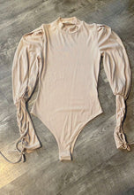 Load image into Gallery viewer, IRIS RIBBED LACE-UP BODYSUIT
