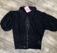 Load image into Gallery viewer, IZZY CROP TOP
